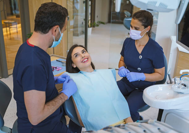 Best Teeth Whitening  in Evanston, IL