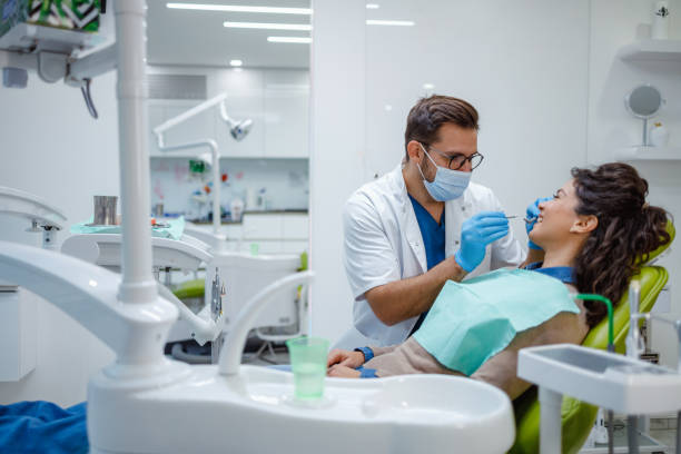 Best Root Canal Treatment  in Evanston, IL